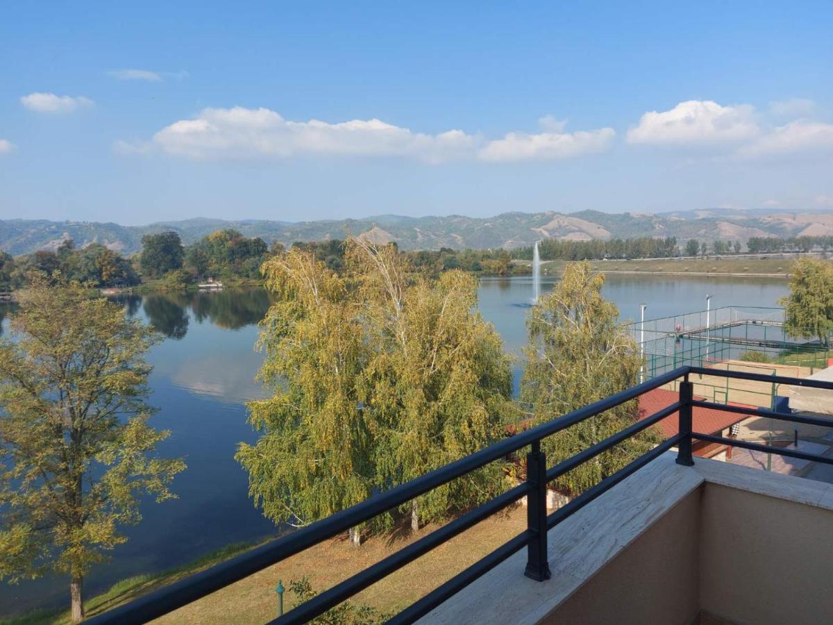 Casa D Argento Apartment Veliko Gradiste Ngoại thất bức ảnh