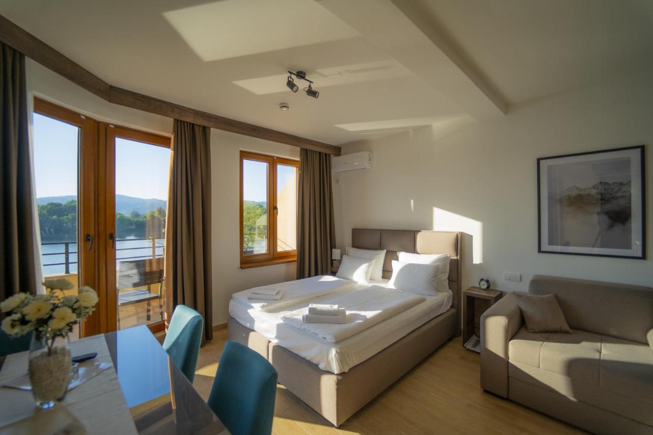 Casa D Argento Apartment Veliko Gradiste Ngoại thất bức ảnh