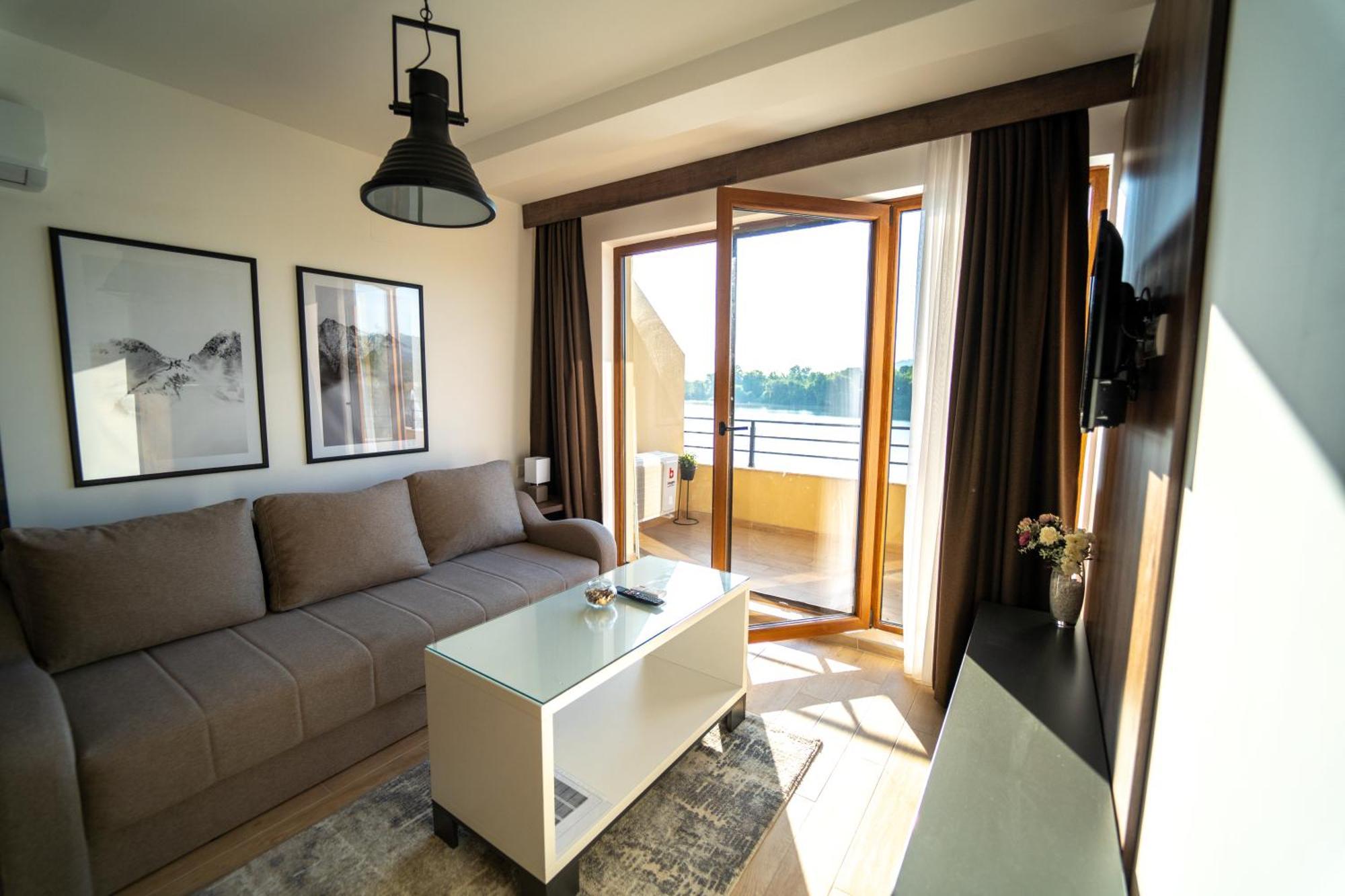 Casa D Argento Apartment Veliko Gradiste Ngoại thất bức ảnh